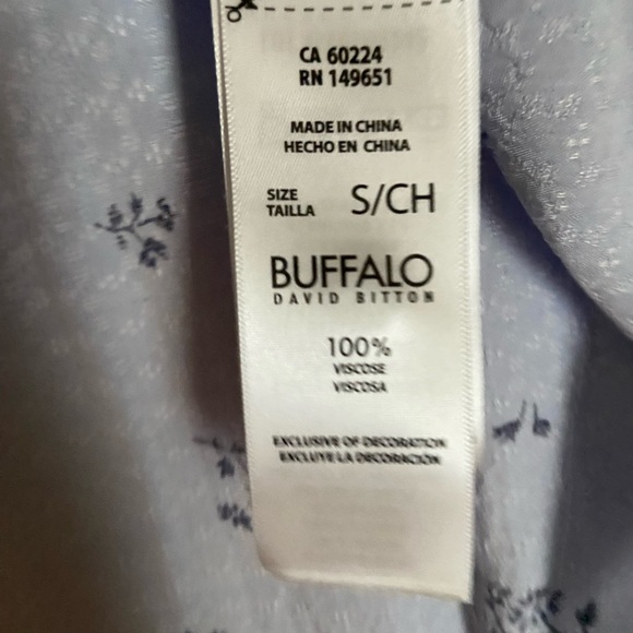 Buffalo David Bitton Light Blue Floral Blouse - Picture 3 of 5